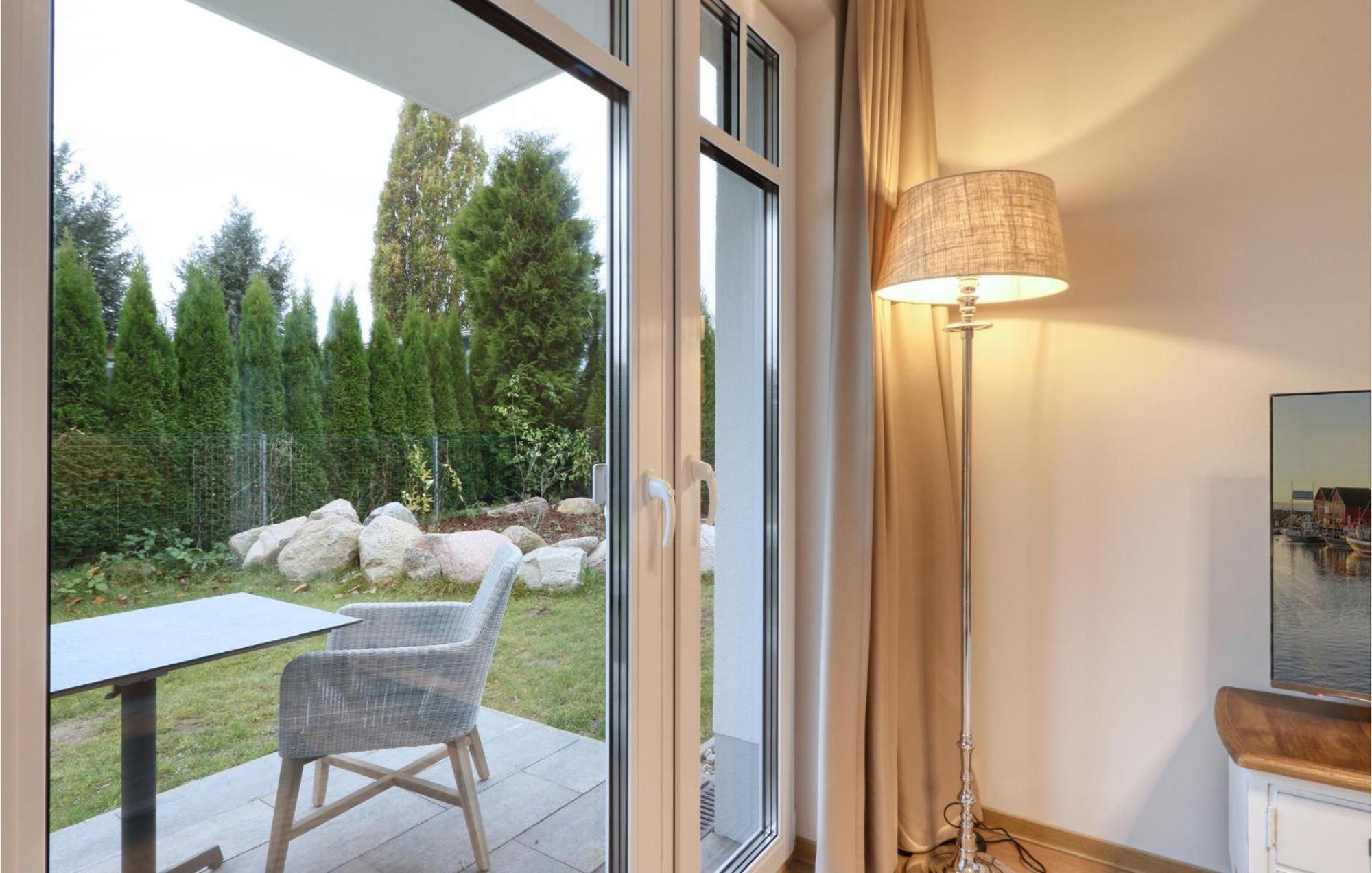Baltischer Hof 8 *
